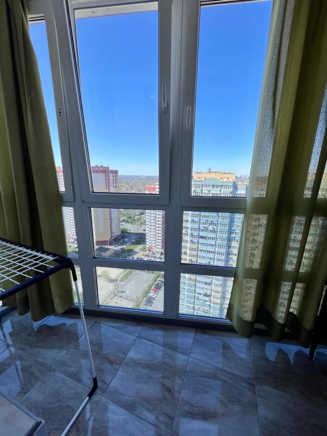 Уютная 1 Комнатная Квартира На Софии Русовой Apartamento Kiev Exterior foto